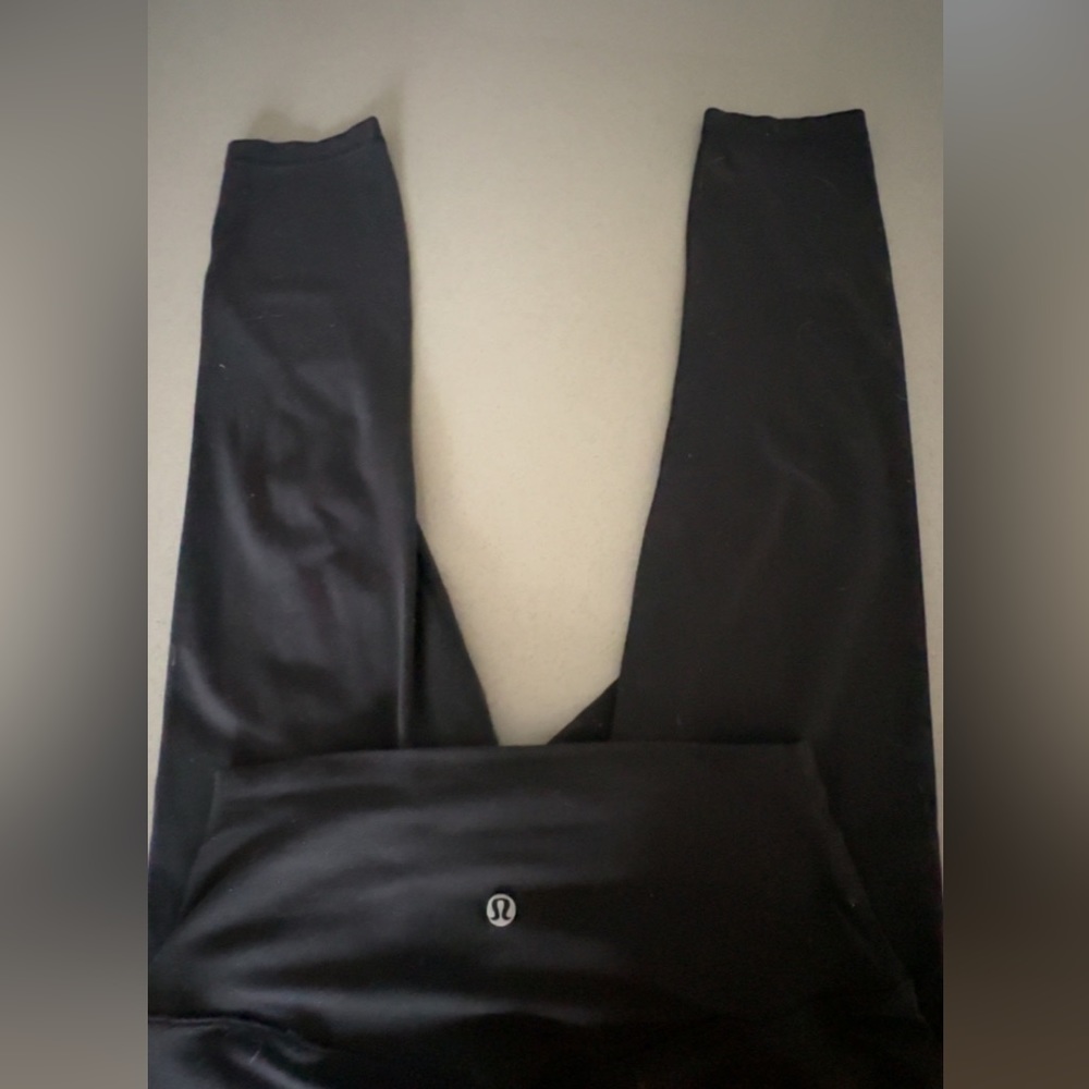 used black lululemon leggings size 4 23’